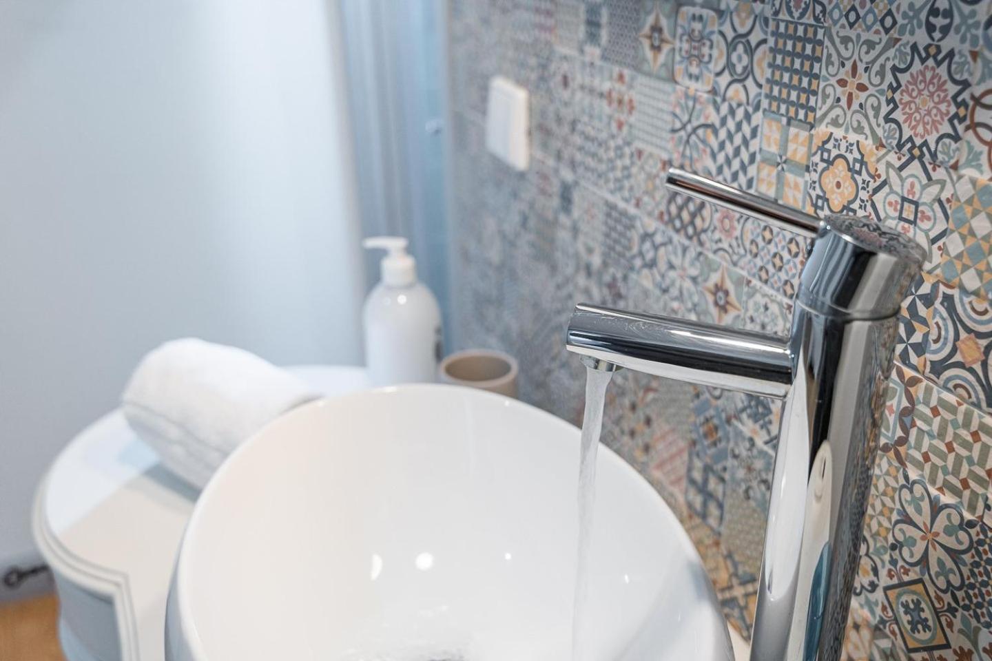 Guestready - Modern Comfort In Downtown OOporto Esterno foto