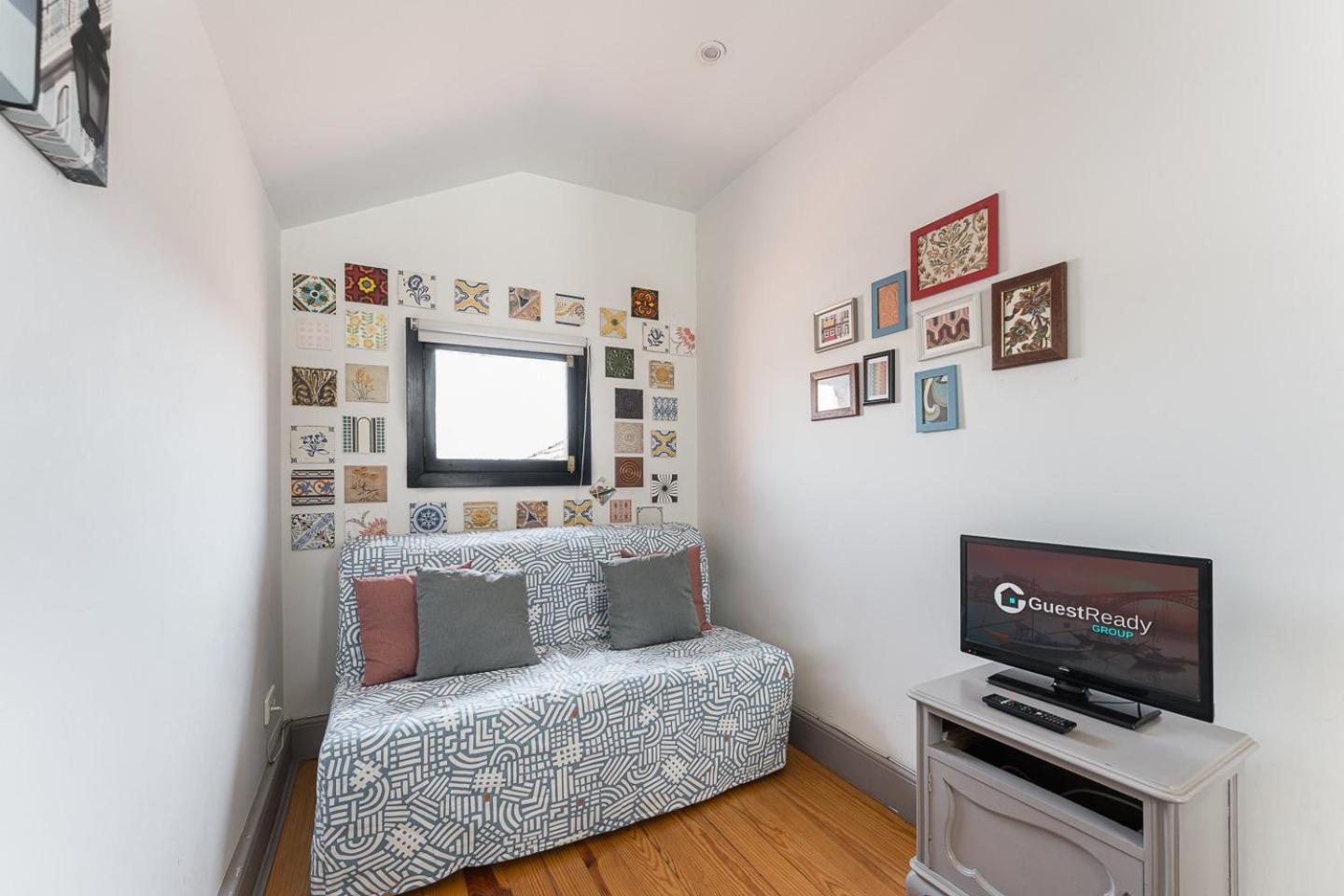 Guestready - Modern Comfort In Downtown OOporto Esterno foto